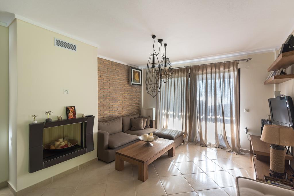 Elani Villa Dieci By Luxlikehome Siviri Habitación foto